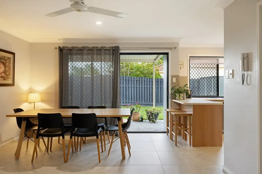 Nerang 3房  Refreshed, Refined & Ready For Your Next Chapter