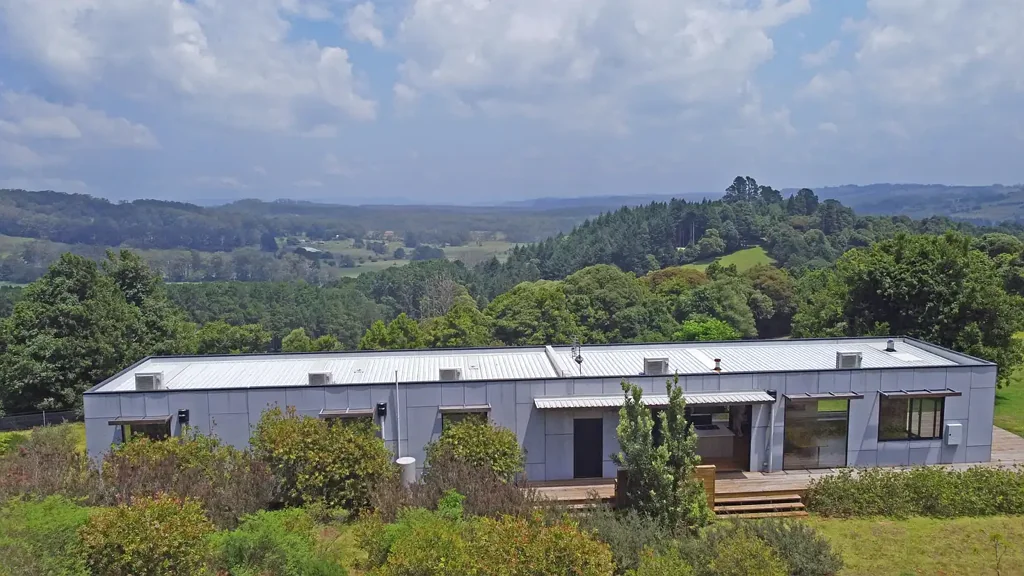 Address Withheld, Robertson, NSW 2577