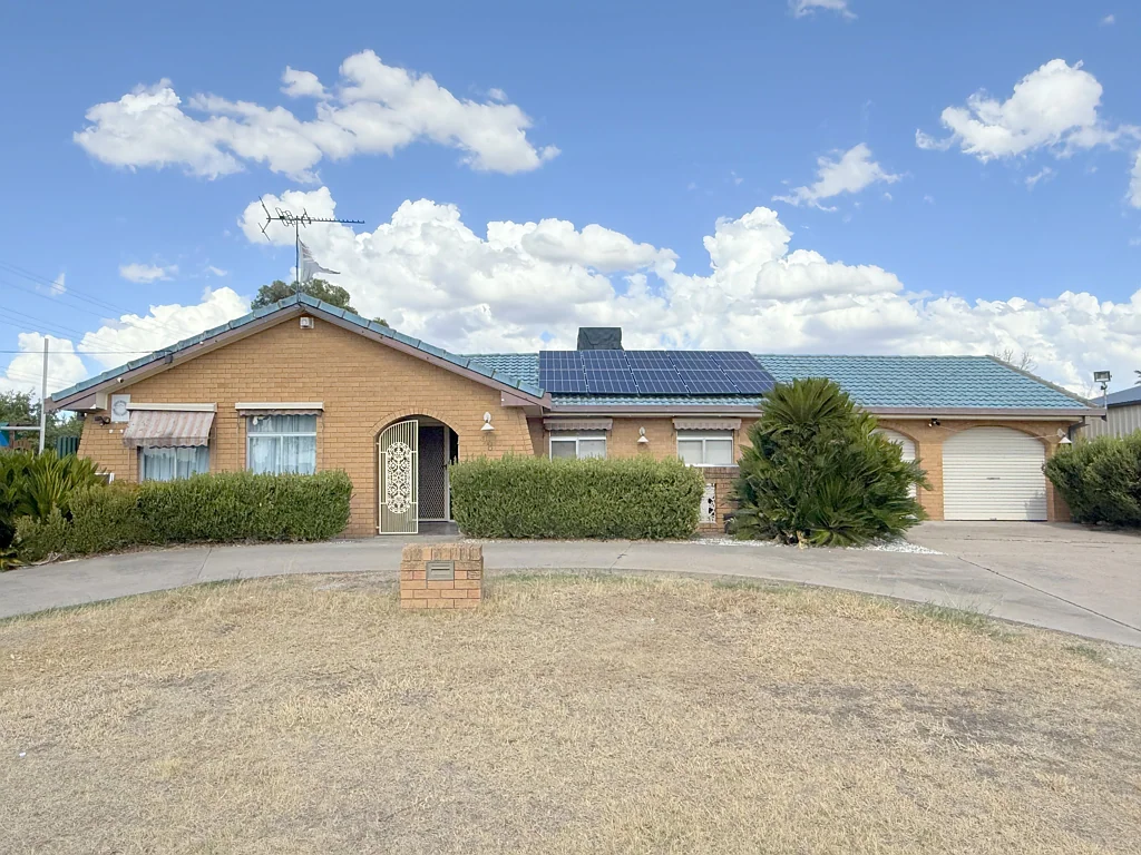 98 Amaroo Drive, Moree, NSW 2400