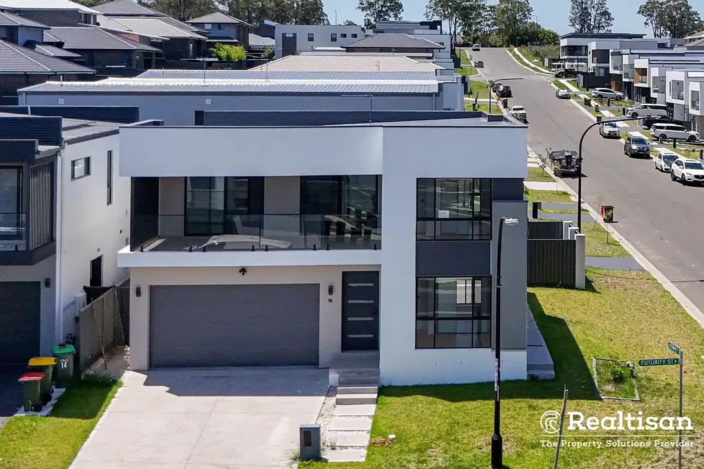 Box Hill 4ห้องนอน Brand New Luxury House  Great Location Capital Growth potential
