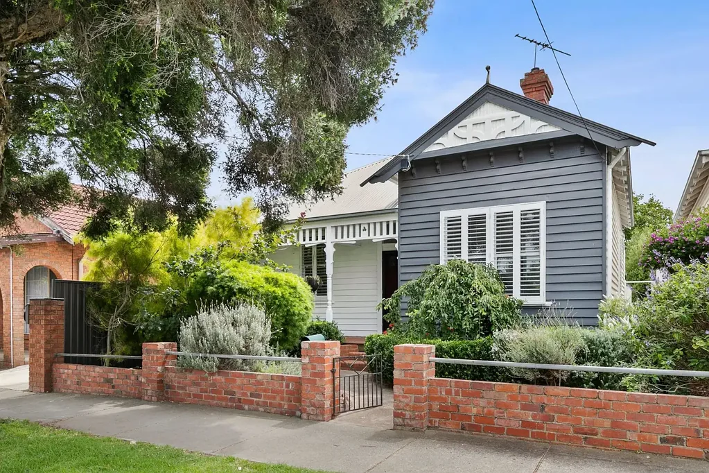 Geelong 3房  Edwardian Charm, Modern Comfort & Exceptional Central Convenience