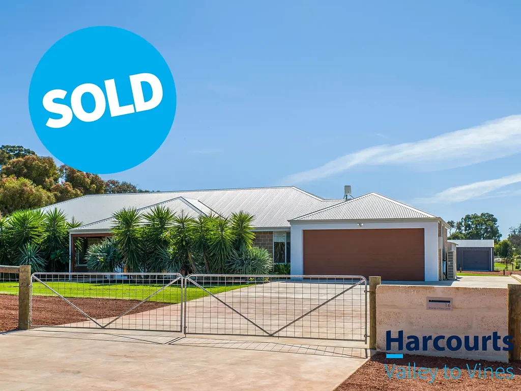 16 Shanks's Pony Lane, Gingin, WA 6503