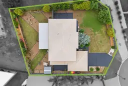 16 Beverley Court, Redland Bay