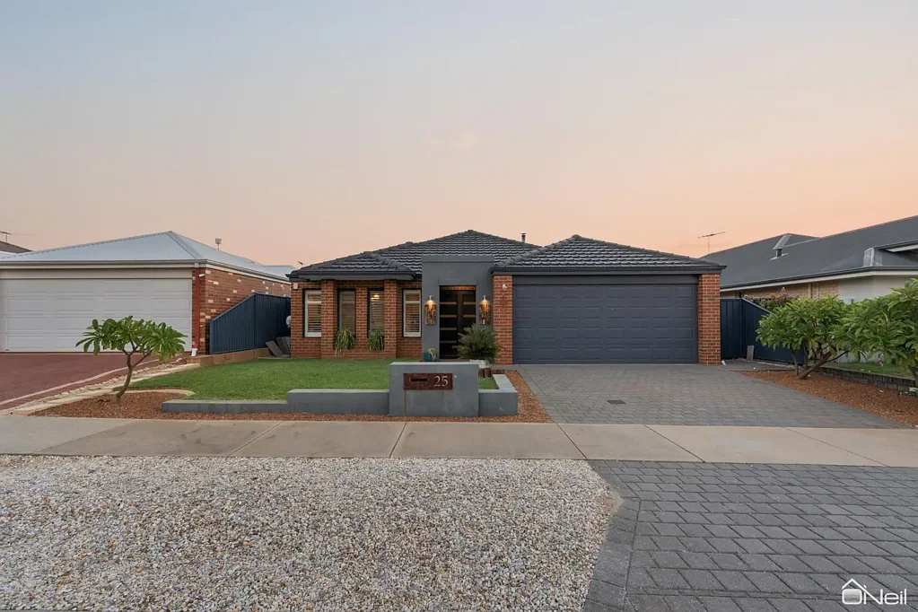 Byford 4ห้องนอน AWESOME HOME WITH PERFECT PRESENTATION
