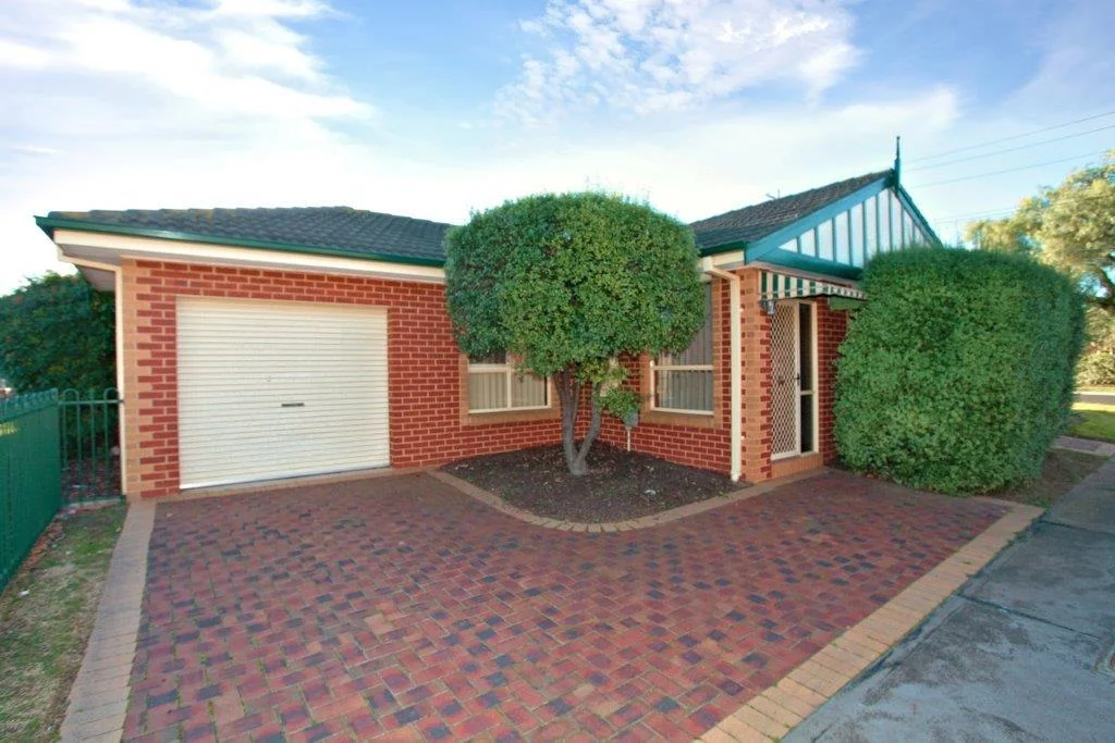1/12-18 Tower Road, Werribee, VIC 3030