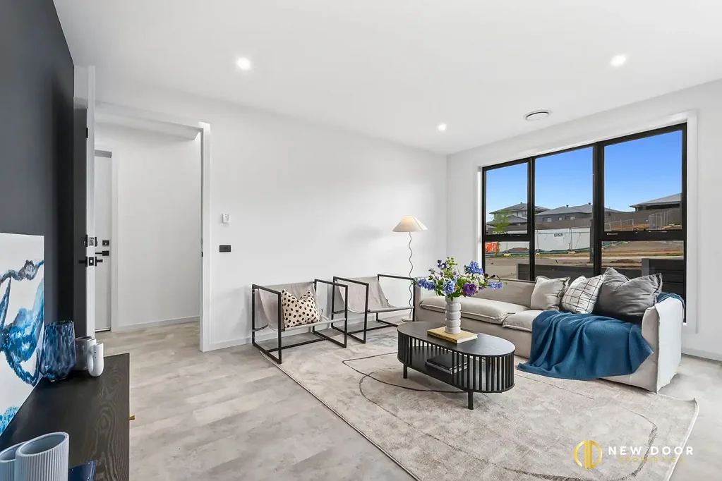 Brand New Studio Living!