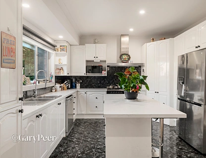 11 Boake Street, Murrumbeena, VIC 3163, 5 ਕਮਰੇ, 3 ਬਾਥਰੂਮ, House