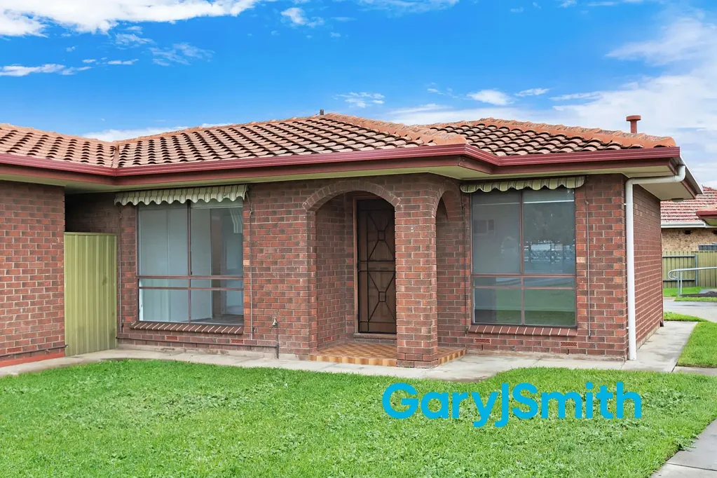 Super Cute 2 Bedroom Unit - Handy to Everything