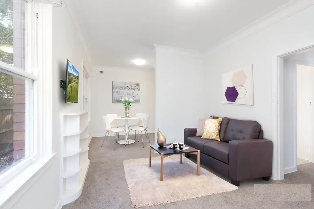 Spacious 2-Bedroom Apartment in Prime Location