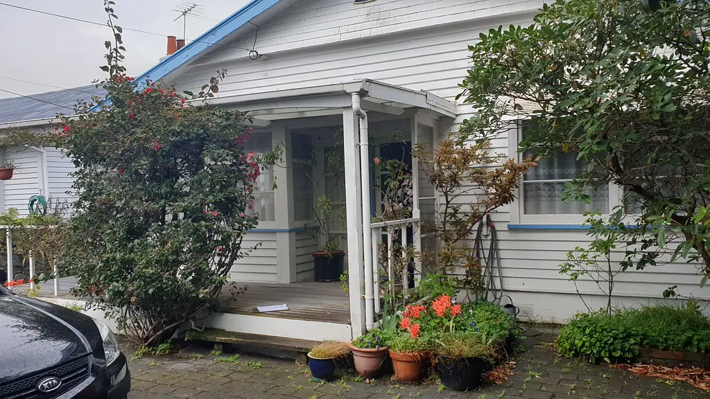 Waterloo 4房  Ready For Its Next Chapter - Estate Sale
