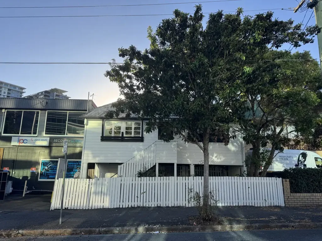Fortitude Valley 2બેડરૂમ Character House Opportunity