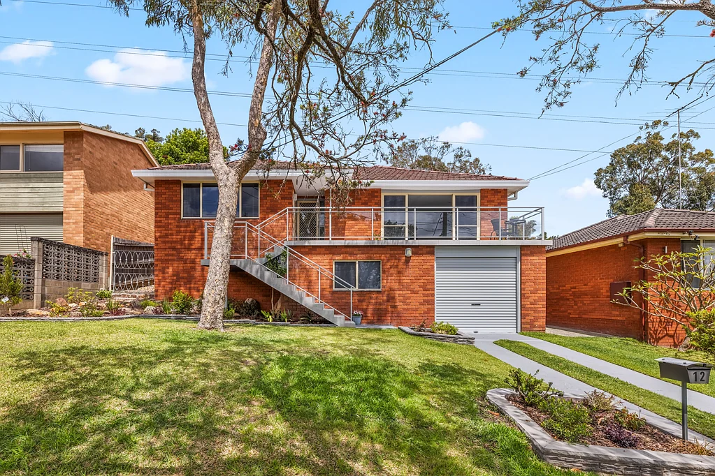 12 Stirling Avenue, Kirrawee, NSW 2232