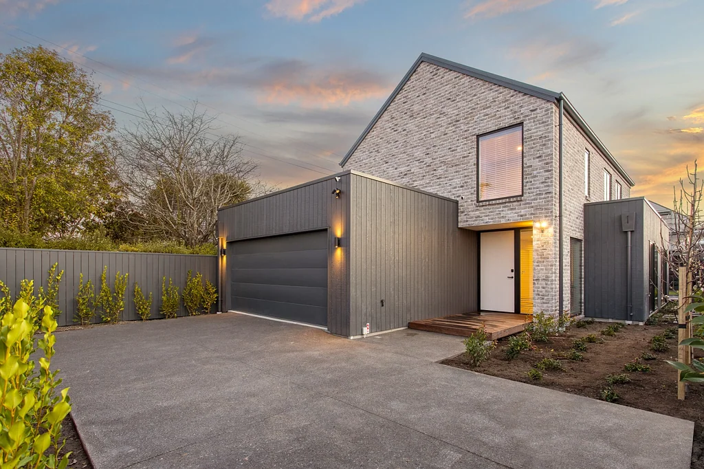 Fendalton 4Kwarto Refined Contemporary Living