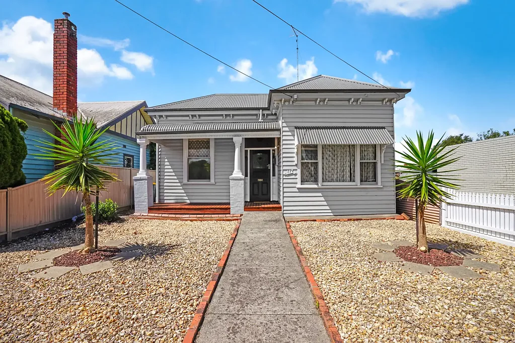 Ballarat Central 3ห้องนอน Heritage Charm, Central Convenience and Endless Potential