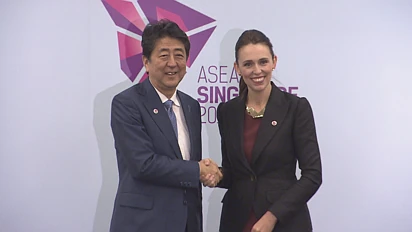 尴尬了！新西兰总理出访日本，却把国家名字念成了中国……