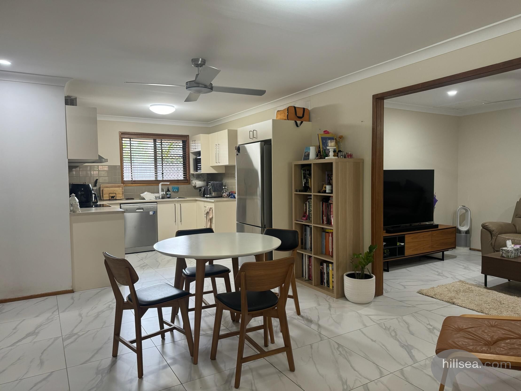 UNIT 2 24 EURIMBULA CT, PARADISE POINT QLD 4216, 0 Schlafzimmer, 0 Badezimmer, House