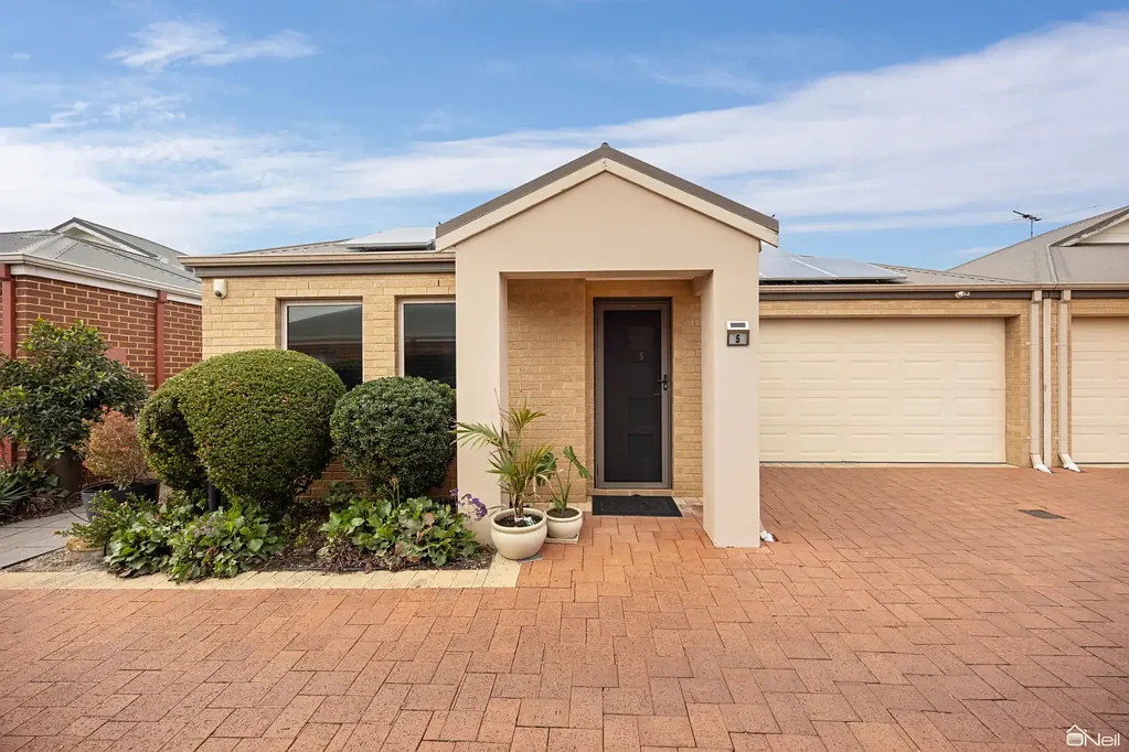 Armadale 3 Bedroom A TRULY IMMACULATE HOME