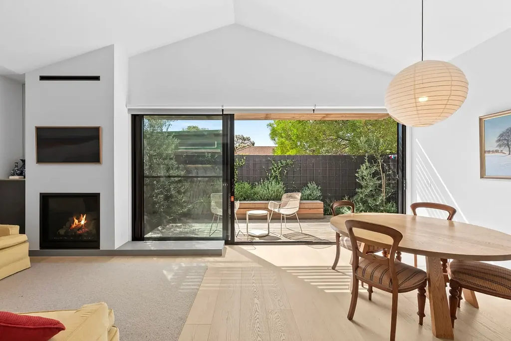Ocean Grove 2 Bedroom An Elegant Retreat in the Heart of Old Grove