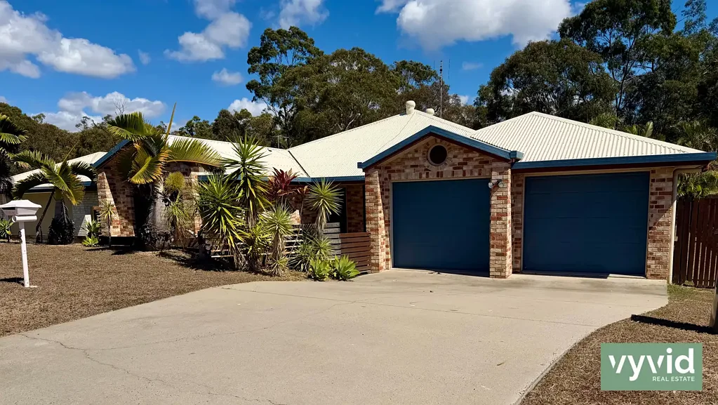 Large family home with an extra shed in the heart of Clinton