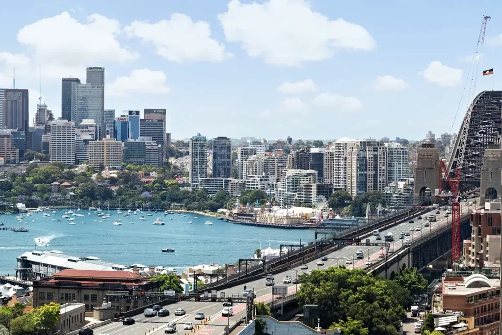 Stunning Residence with Harbour Views | Furnished