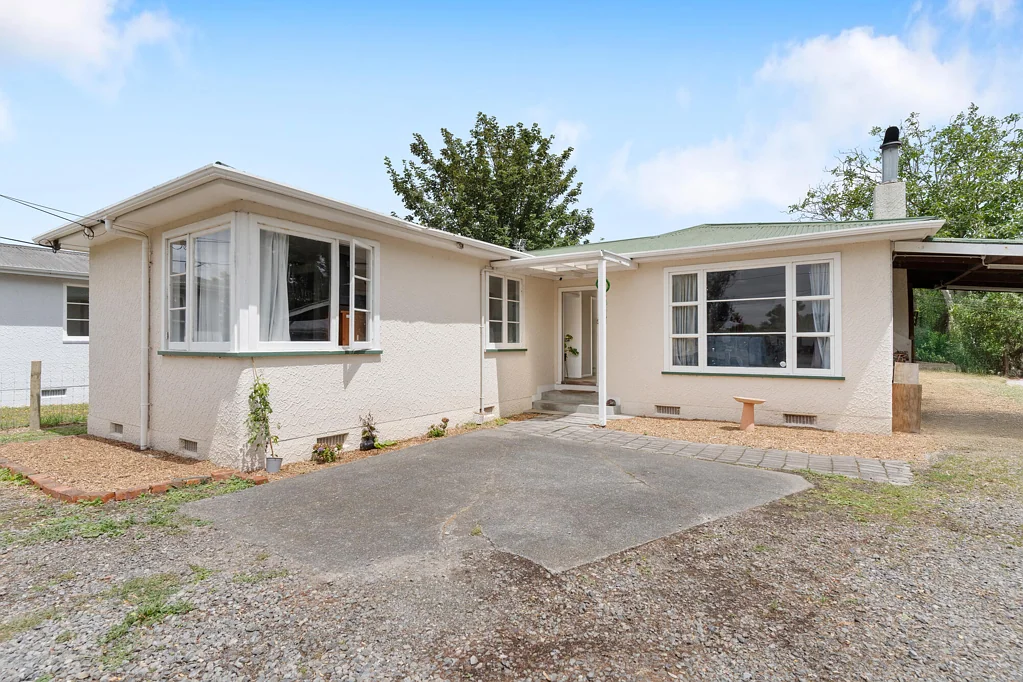 Carterton 3 Bedroom Motivated Vendor
