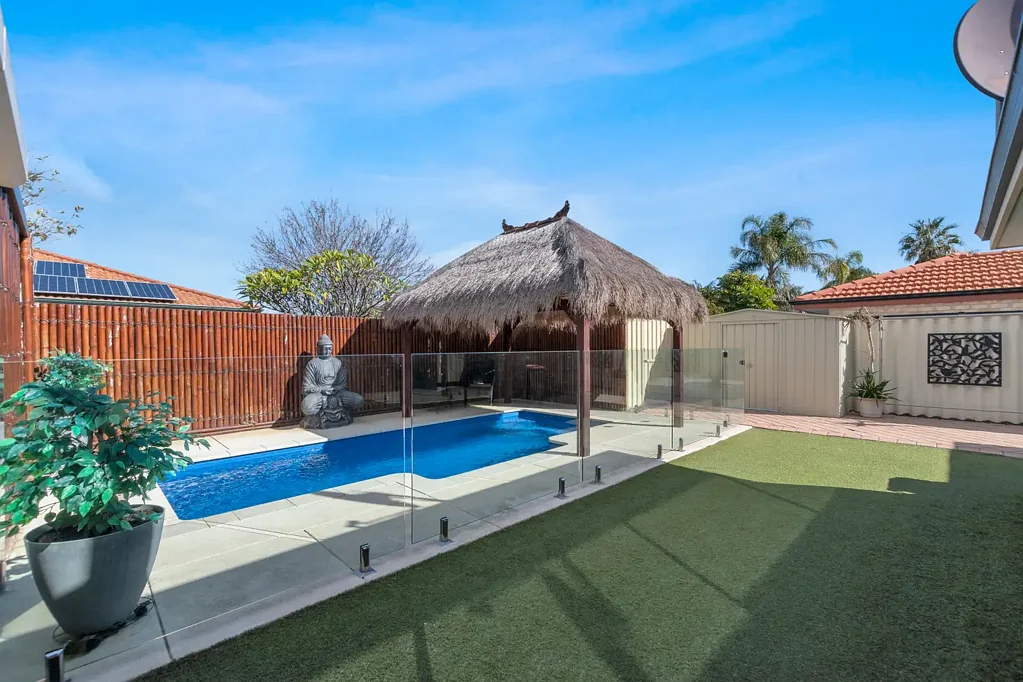 Spacious 3x1 with Fantastic Outdoor Living