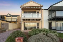 43 Esplanade, Christies Beach