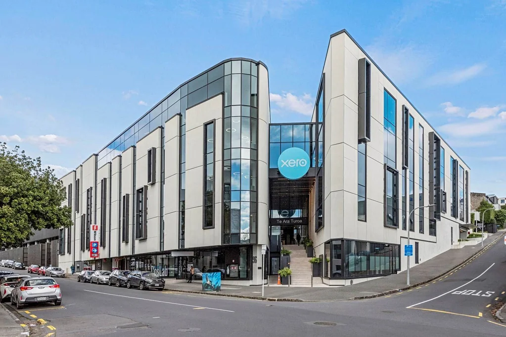 Parnell 5 GREEN STAR SUBLEASE OPPORTUNITY