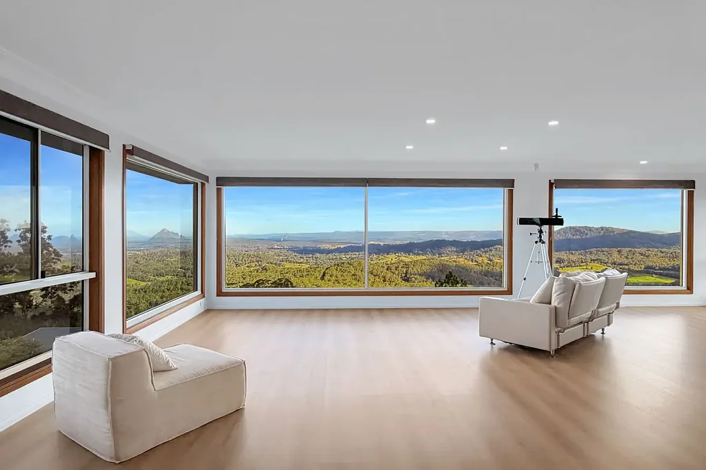 Maleny 4 Slaapkamer Above It All – Panoramic Views from Ocean to Hinterland