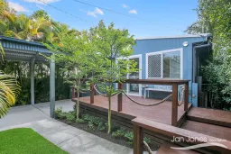 33a McAneny Street, Redcliffe