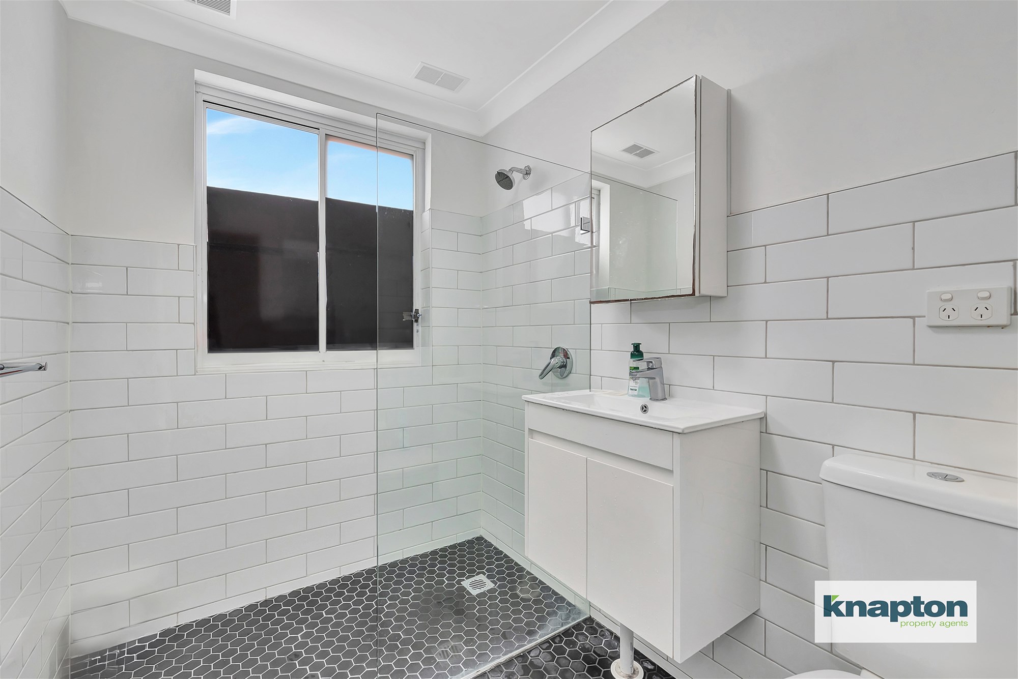 32A GARRONG RD, LAKEMBA NSW 2195, 0房, 0浴, Unit