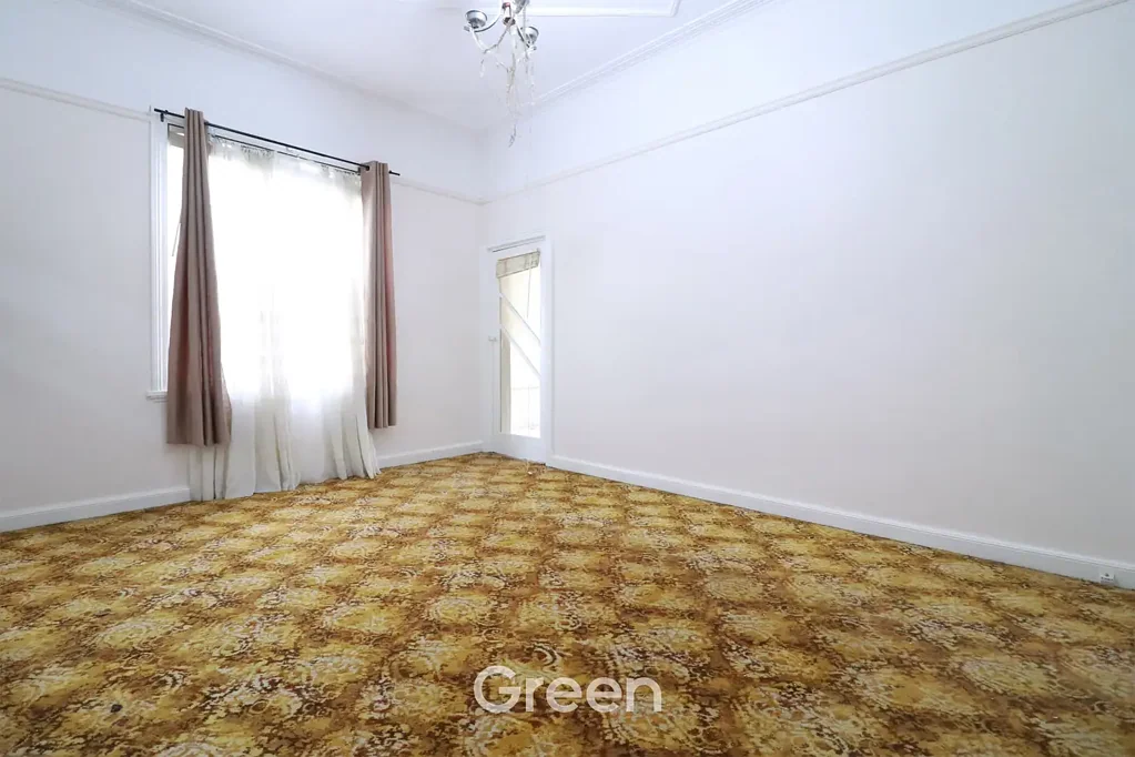 Practical Four-Bedroom Home Close to Meadowbank Amenities