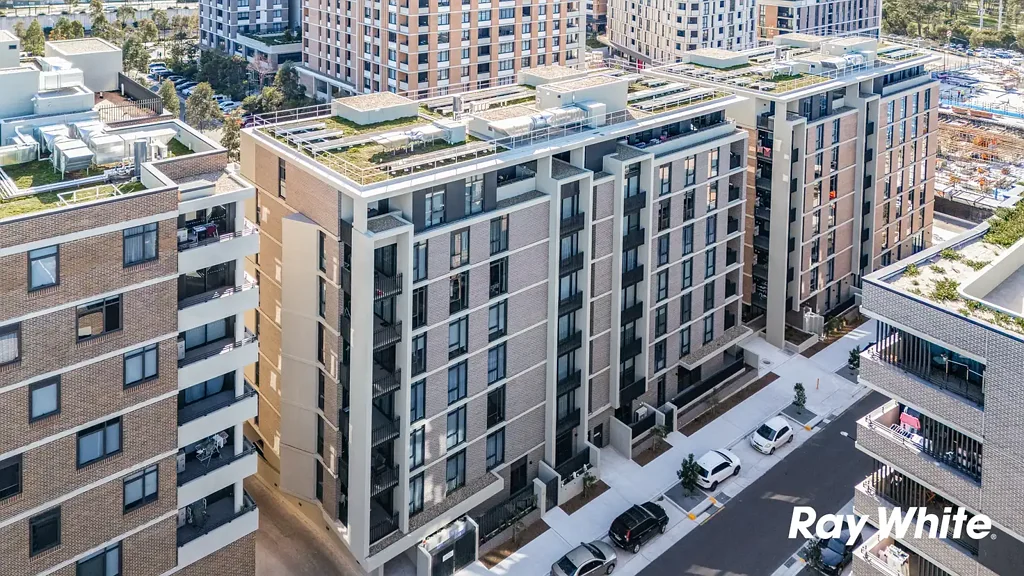 READY TO MOVE IN BRAND-NEW Two Bedroom Apartment Walking Distance to Tallawong Metro Train Station!