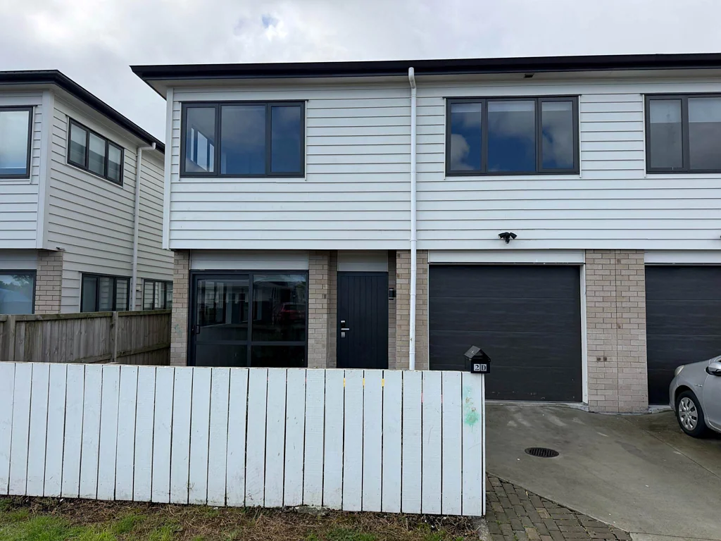 Townhouse Living in Papakura!