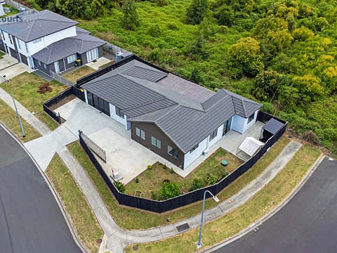 Pukekohe 5房  Urgent Sale- Spacious Family Home