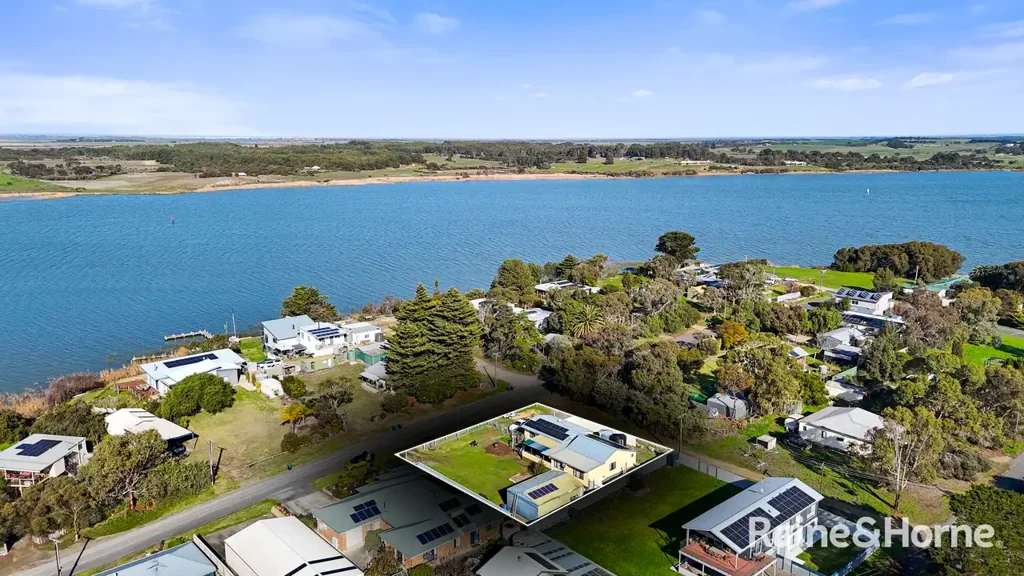 13 Rankine Street, Clayton Bay, SA 5256