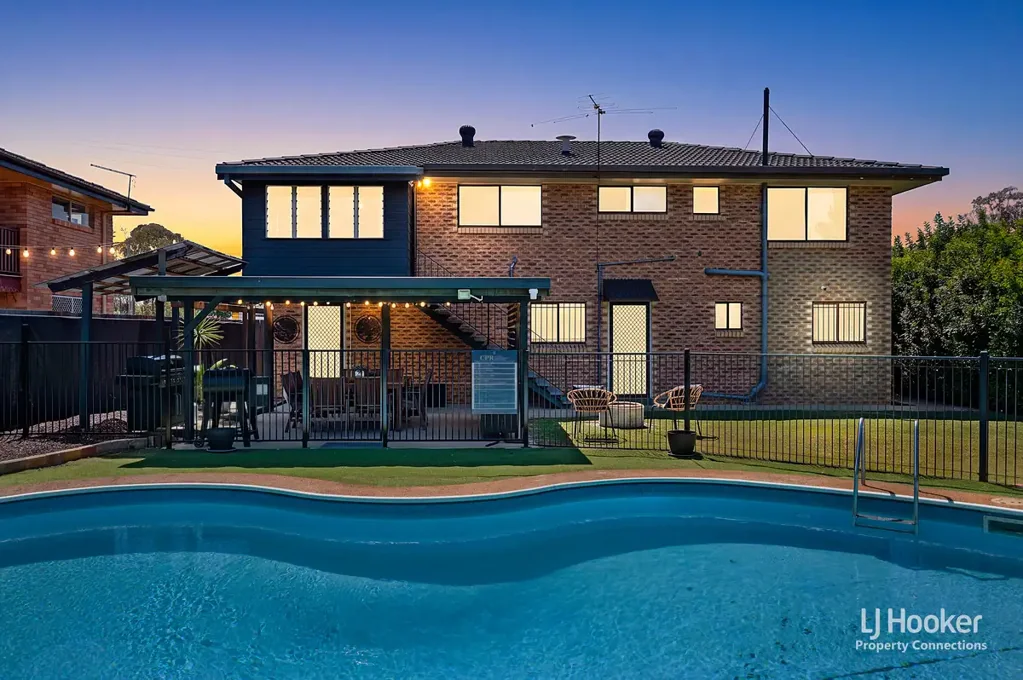 Bray Park 3ਬੈੱਡਰੂਮ Impeccably Presented, Stylishly Renovated & Designed for Modern Family Living