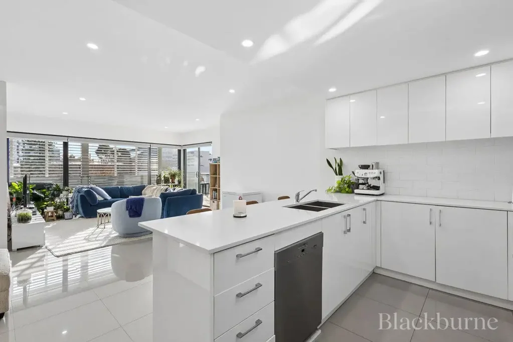 Sophisticated Inner-City Living in the Heart of West Perth