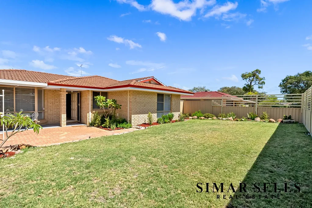 28 Jefferson Drive, Marangaroo, WA 6064