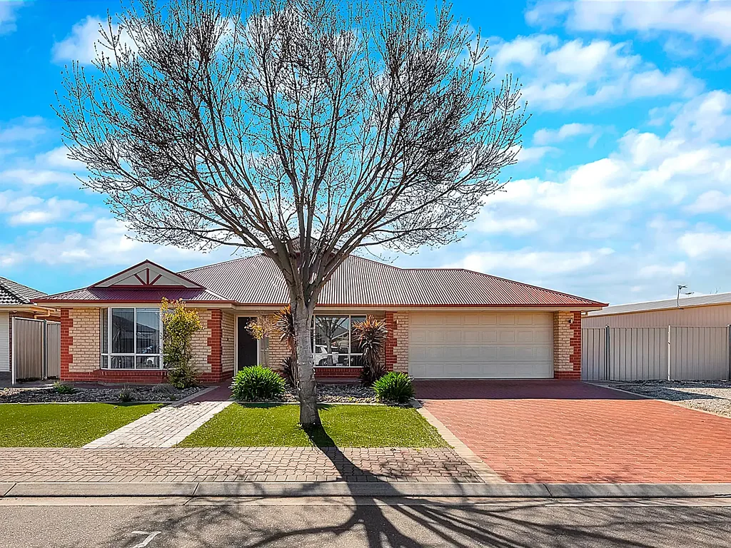 Freeling 3 Bedroom Engaging Community Lifestyle, Modern 3 Bedroom Home