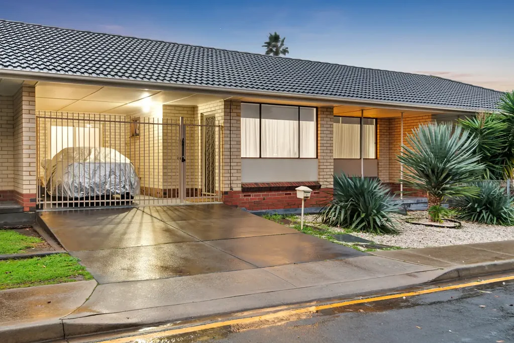 2/13 James Avenue, Port Noarlunga, SA 5167