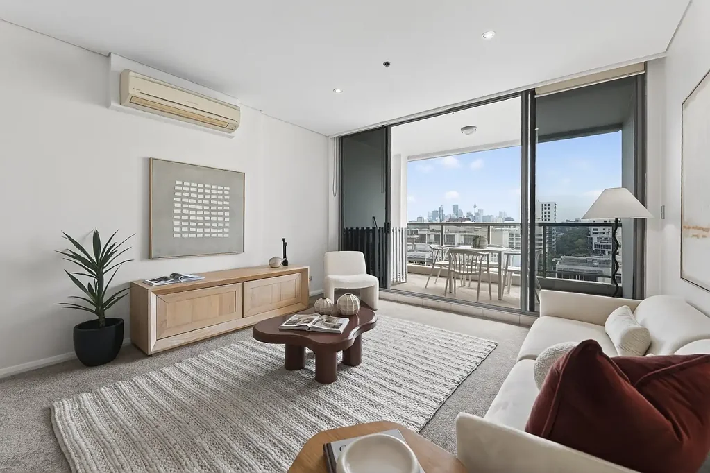 1211/6 Lachlan Street, Waterloo, NSW 2017