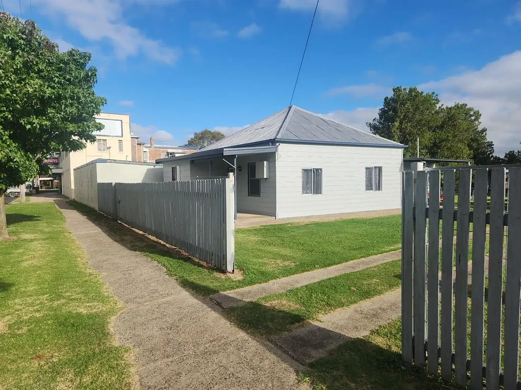 55E Fitzroy Street, Walcha, NSW 2354