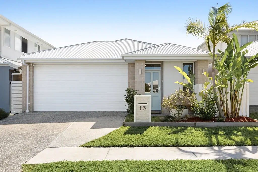 13 Bruny Street, Banya, QLD 4551
