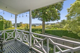 2/208 Rangatira Road, Beach Haven