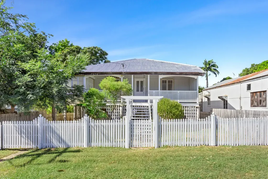 Large Home & Freshly Painted