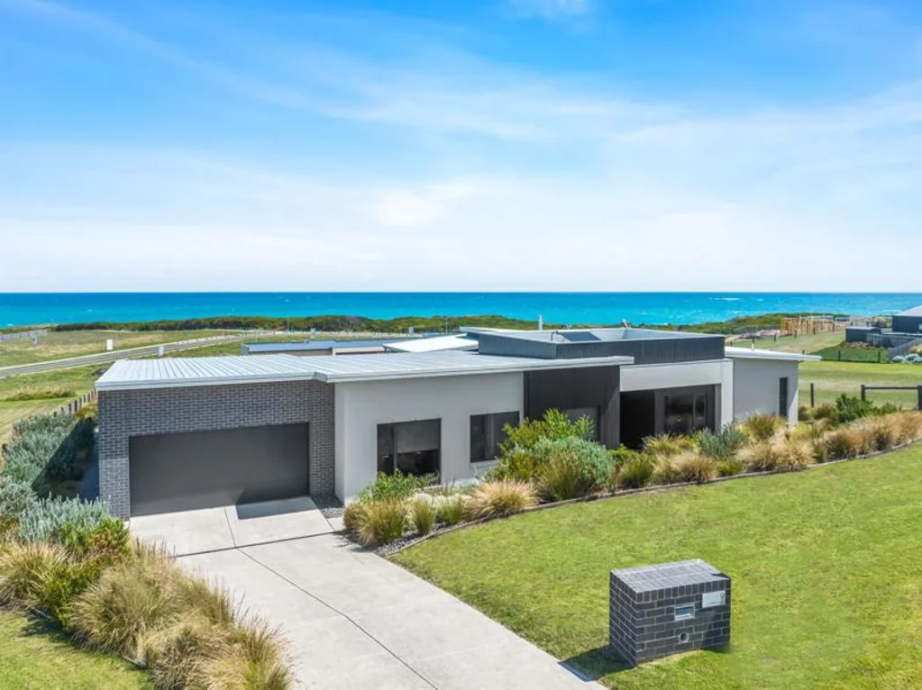 9 Whale Avenue, Warrnambool, VIC 3280