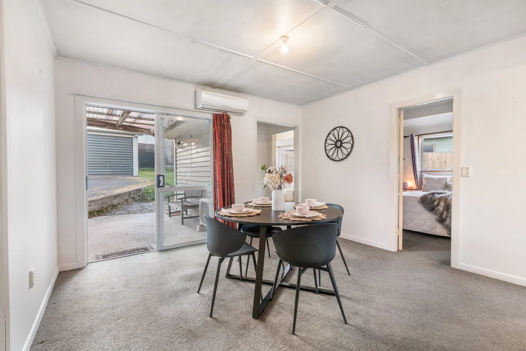 Ocean View 2ห้องนอน Charming Coastal Character, Space, Sun & Lifestyle!