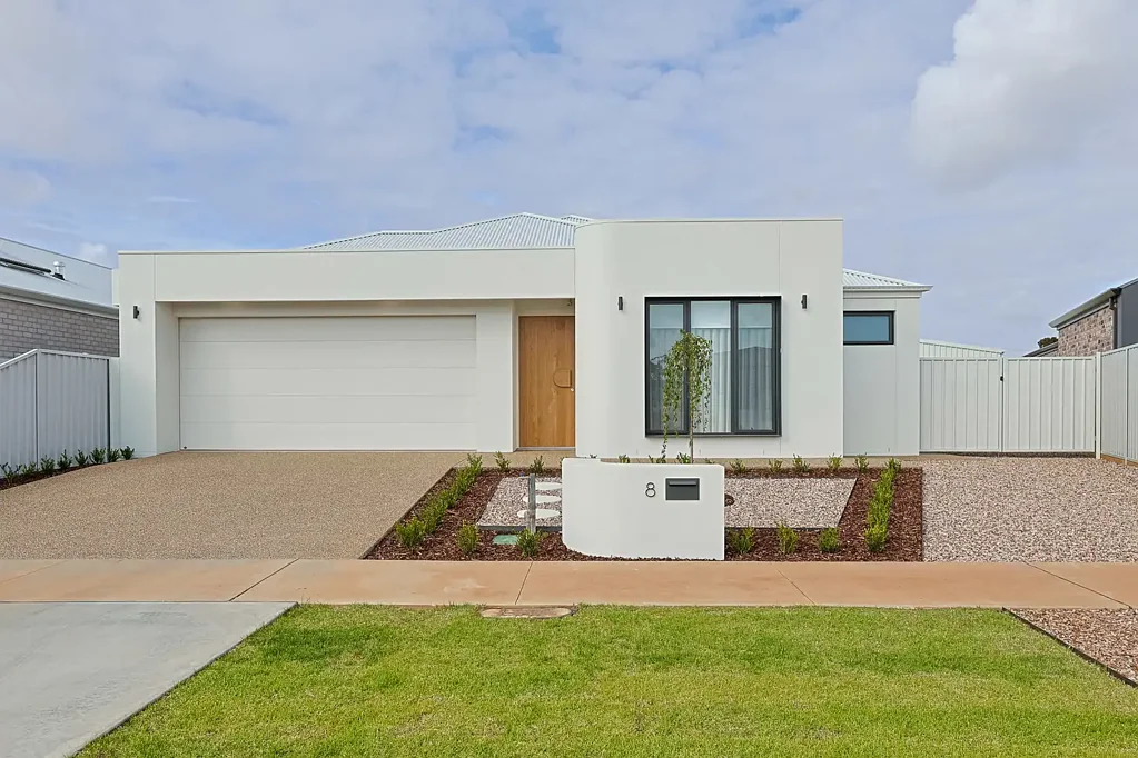 8 Minter Drive, Irymple, VIC 3498