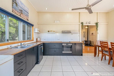 15 Bridge Street, Kilkivan, QLD 4600, 4房, 2浴, House